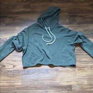 cropped hoodie